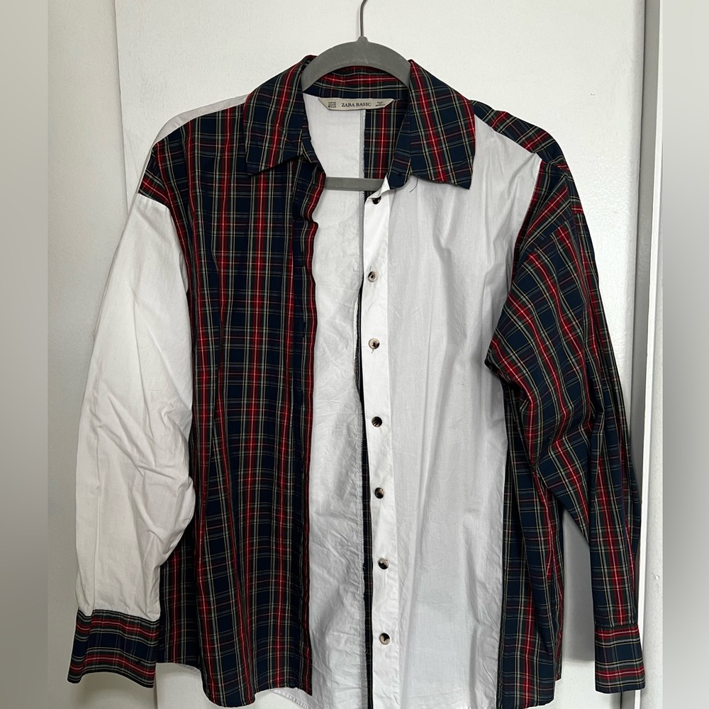Zara - White and Plaid Button Up Size XS